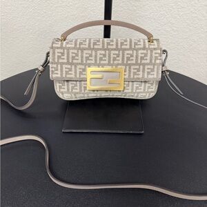 Fendi Beige and Gold Women's Bag